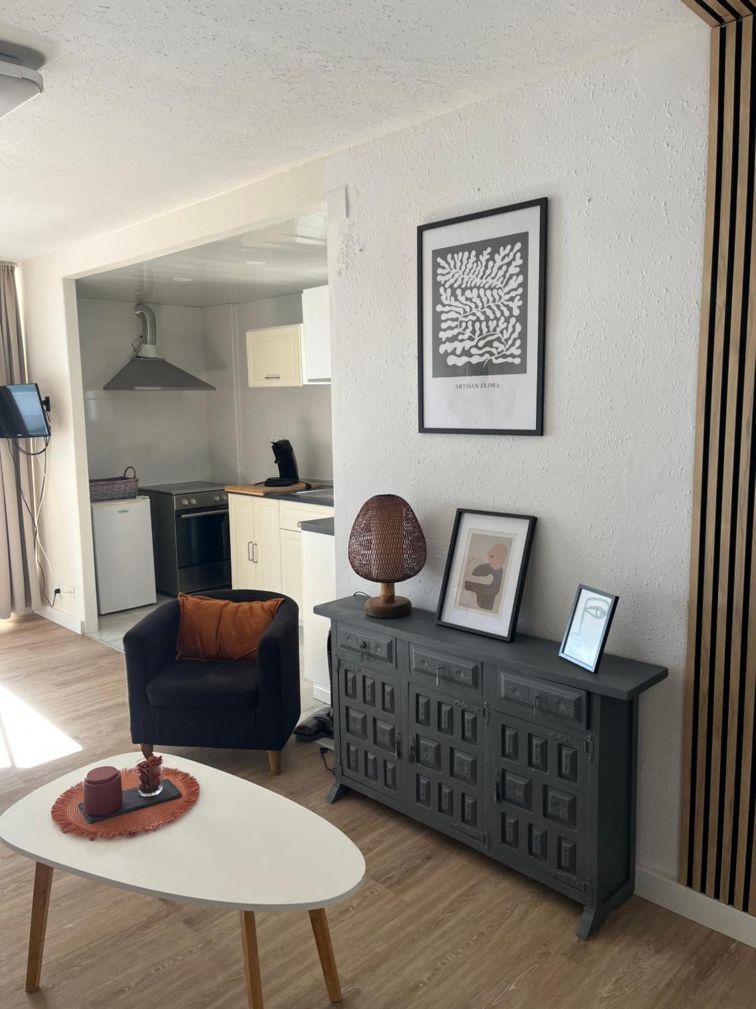Appartement Vue Mer Avec Piscine Et Wifi Salou Exterior foto